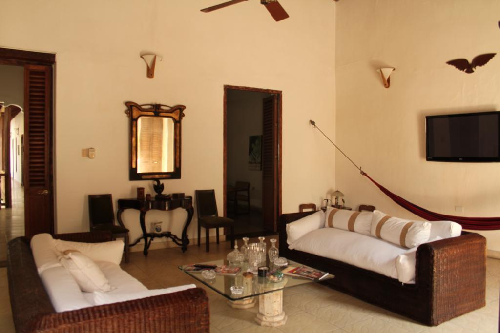 Hotel Casa Del Tejadillo 2*