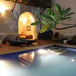 Casa Del Tejadillo