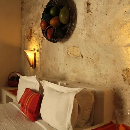 Casa Del Tejadillo 2*