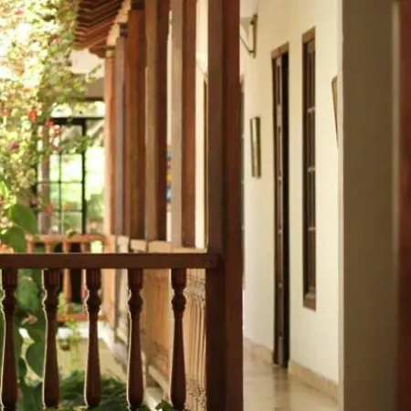 Hotel Casa Del Tejadillo 2*