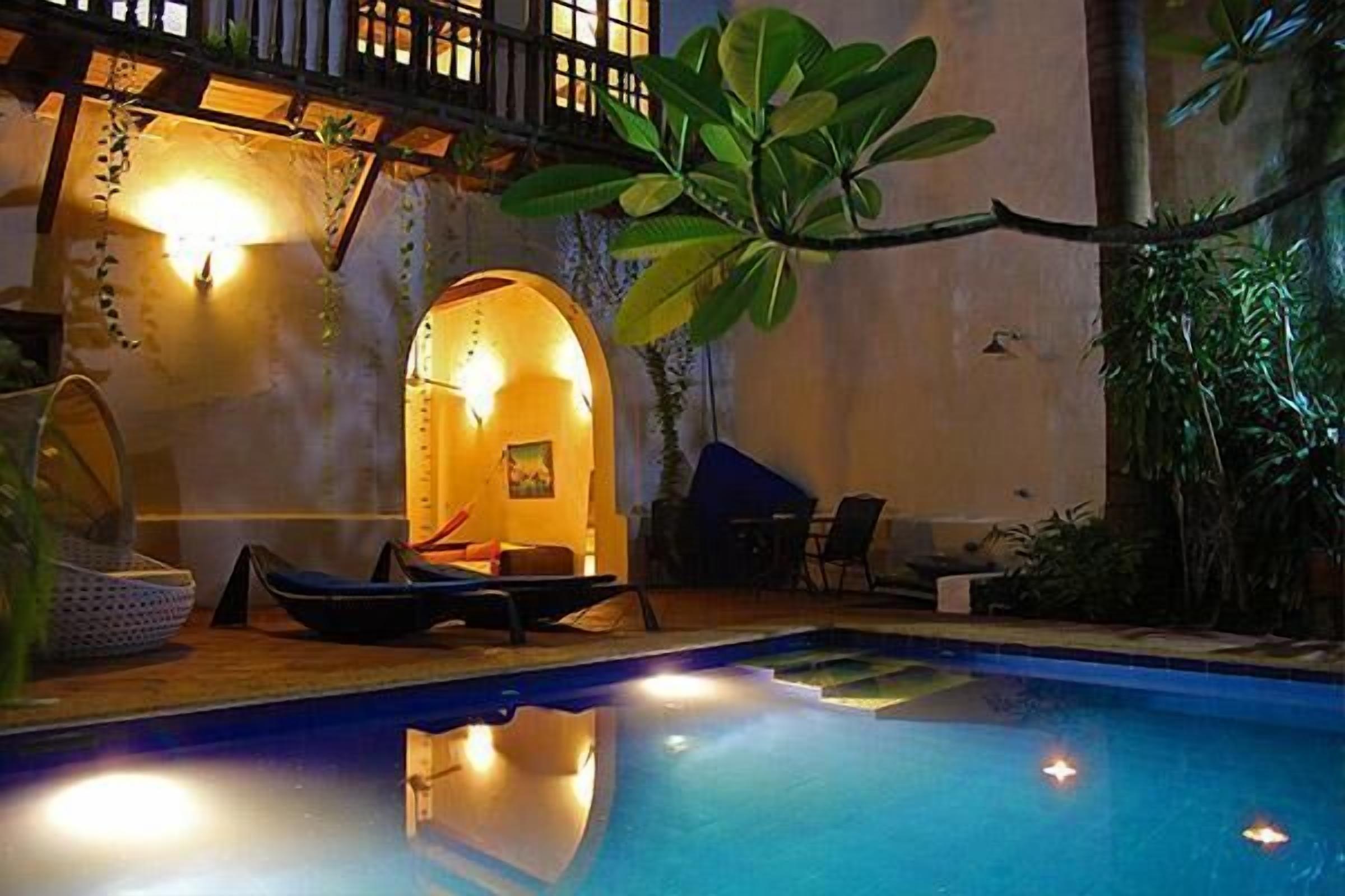 Casa Del Tejadillo 2*